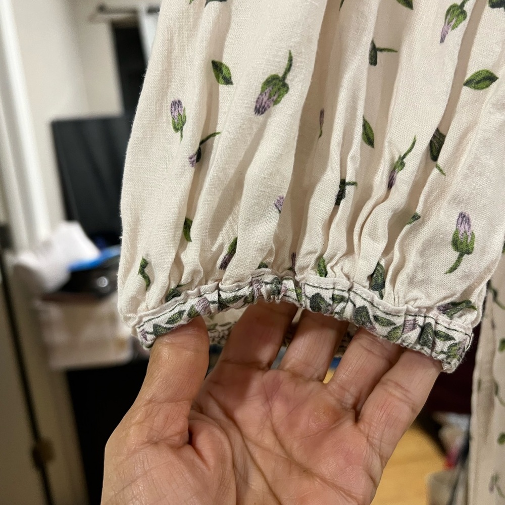 Max Studio Cream Long Sleeve Resort Dress - Picture 5 of 9